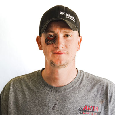 AKIA- Services Employee